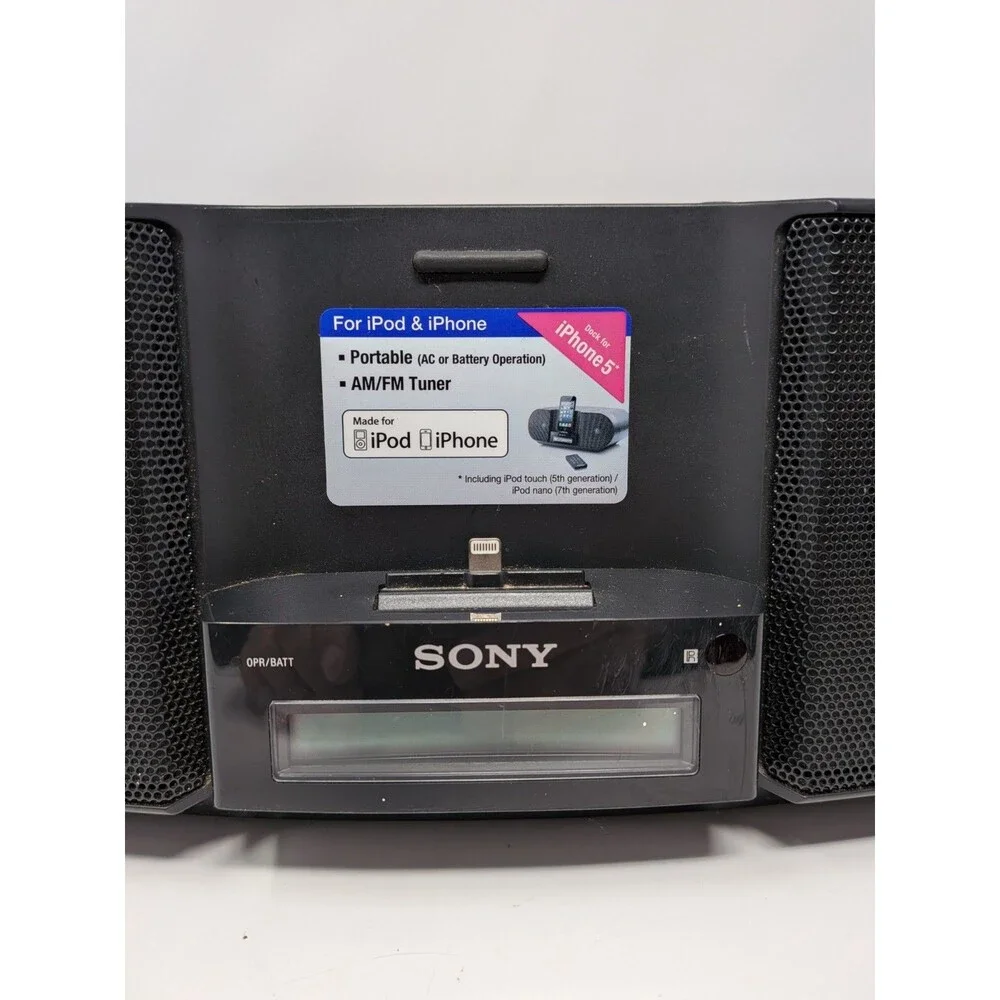 Sony ZS-S3iPN CD Boombox AM/FM Radio Lightning Dock 2013 Tested